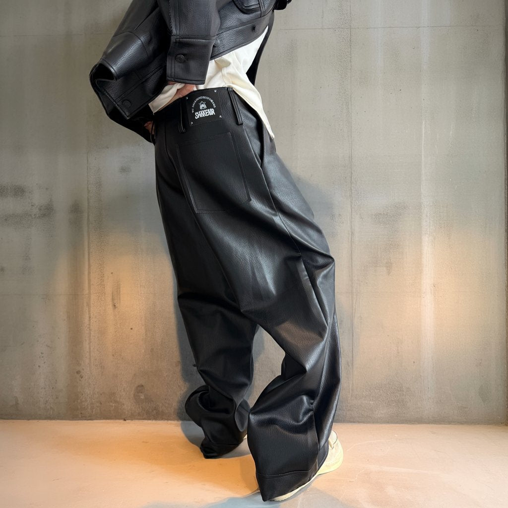 タックデザインPUレザーワイドパンツ K0698