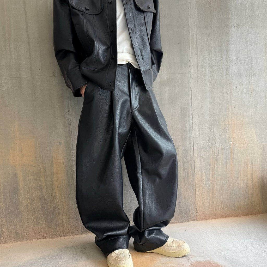 タックデザインPUレザーワイドパンツ K0698